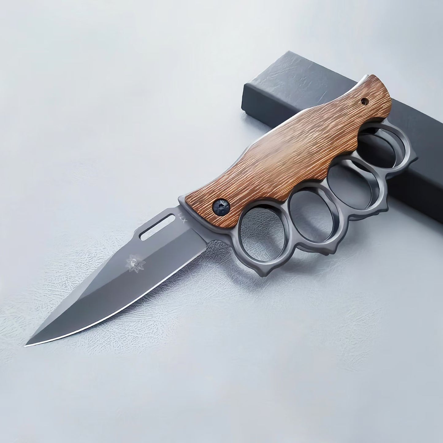 Knuckle Folding Knife